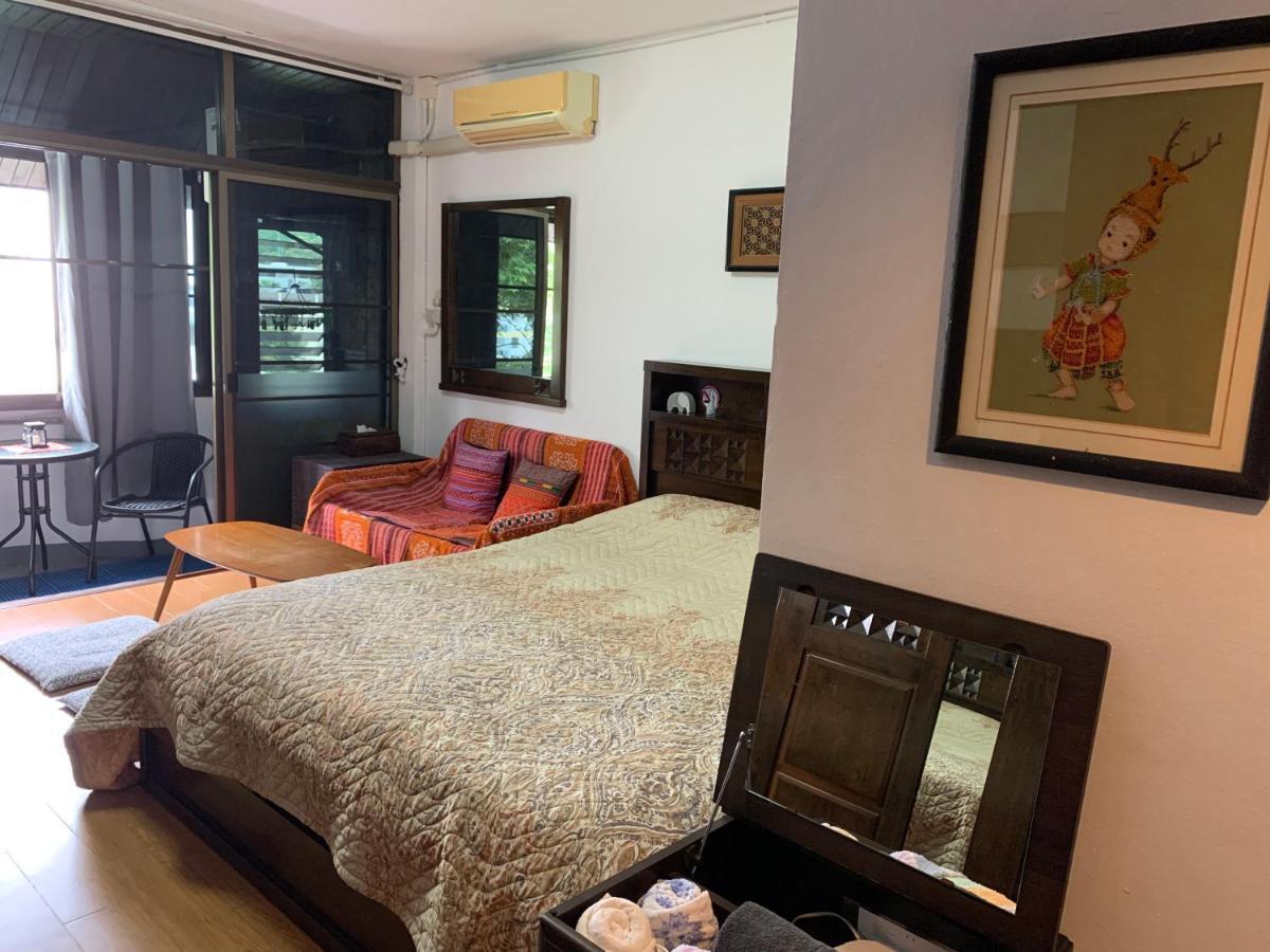 チエンマイ Kiang Mo Gumpuju Bed & Breakfast エクステリア 写真