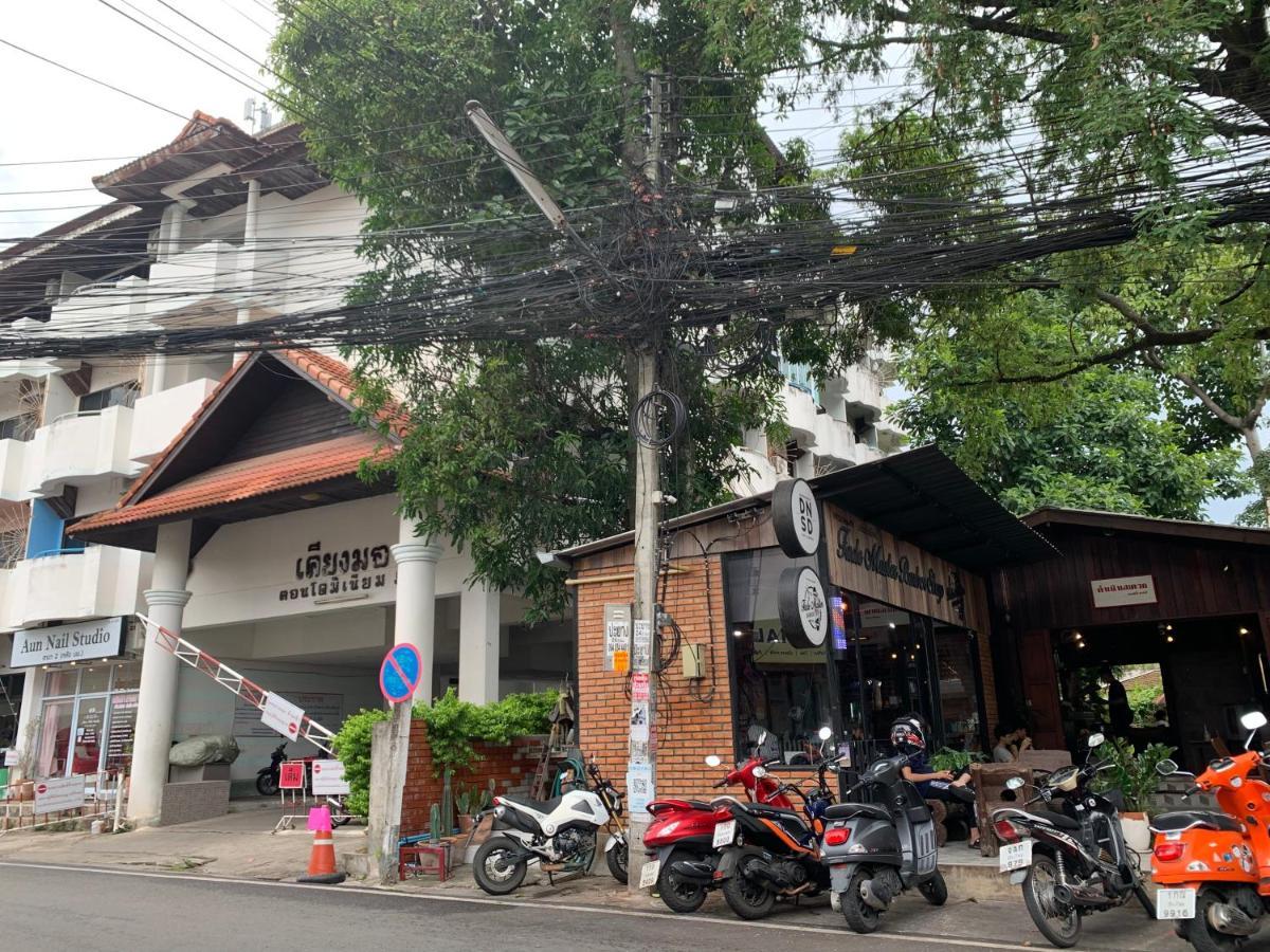 チエンマイ Kiang Mo Gumpuju Bed & Breakfast エクステリア 写真